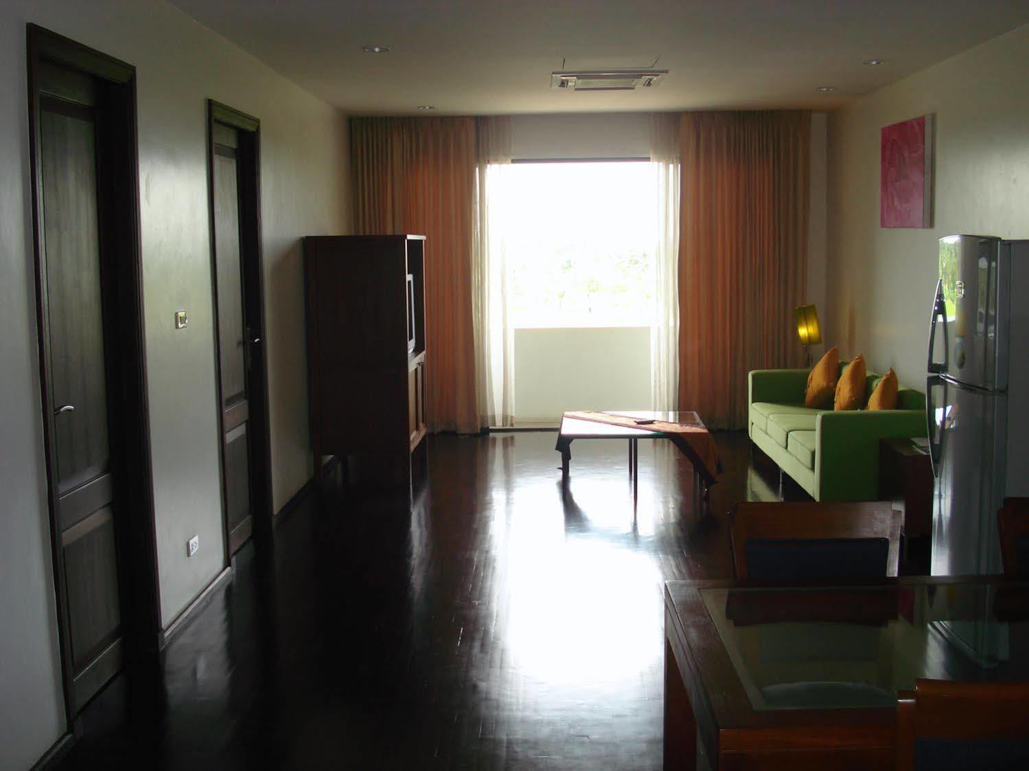 Suwan Golf & Country Club Hotel Nakhon Pathom Exterior foto