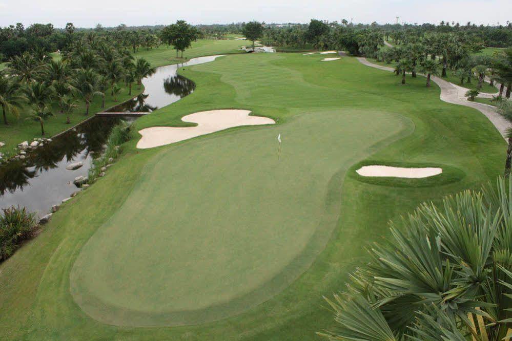 Suwan Golf & Country Club Hotel Nakhon Pathom Exterior foto