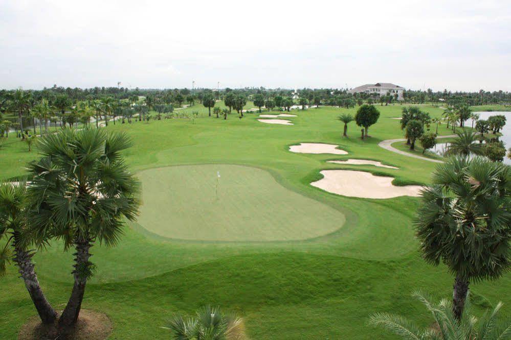 Suwan Golf & Country Club Hotel Nakhon Pathom Exterior foto