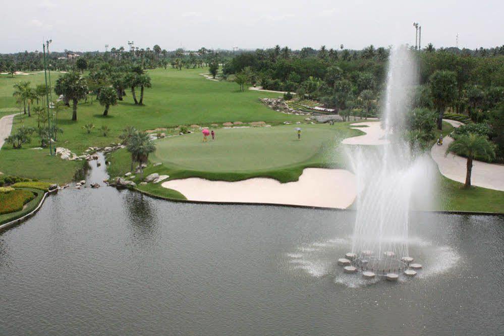 Suwan Golf & Country Club Hotel Nakhon Pathom Exterior foto